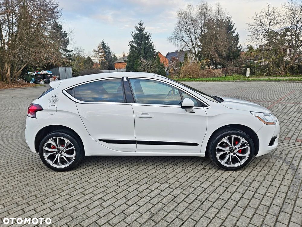 Citroën DS4 VTi 120 Urban Show - 5