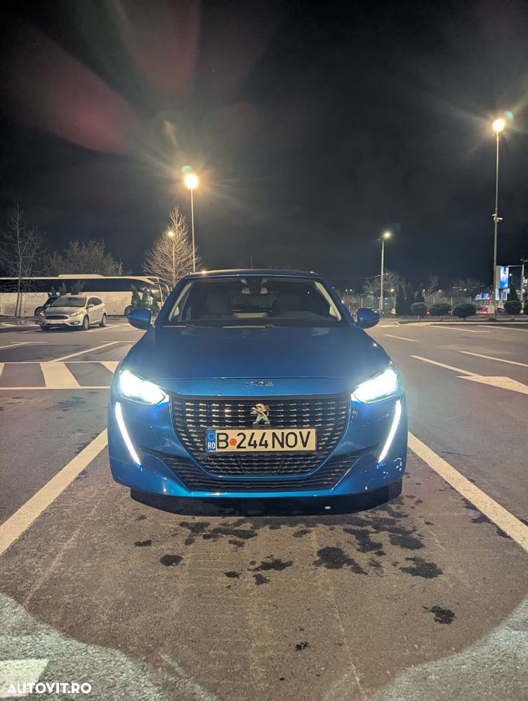 Peugeot 208 1.2 L PureTech STT Allure - 10