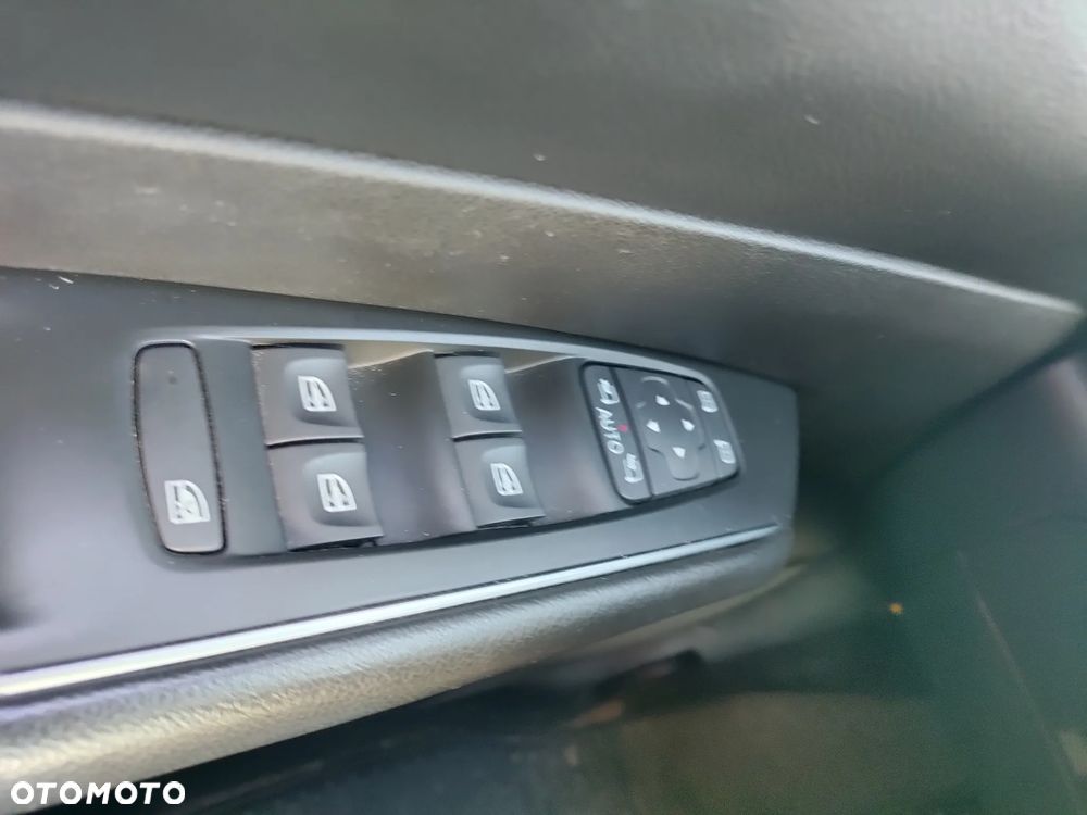 Renault Talisman 1.7 Blue dCi Intens - 11