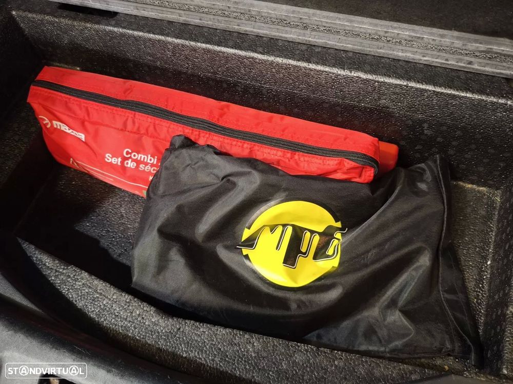 Land Rover Range Rover Evoque 2.2 TD4 Dynamic - 32