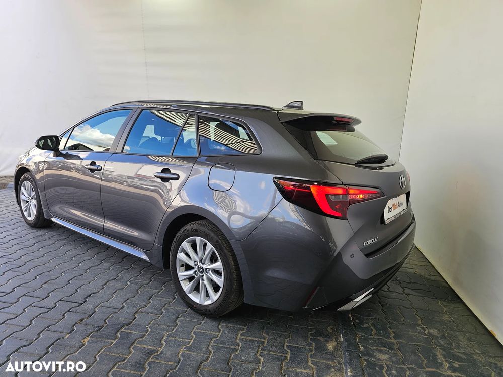 Toyota Corolla 1.8 HSD Business - 3
