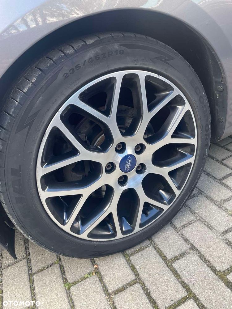 Ford Mondeo - 10