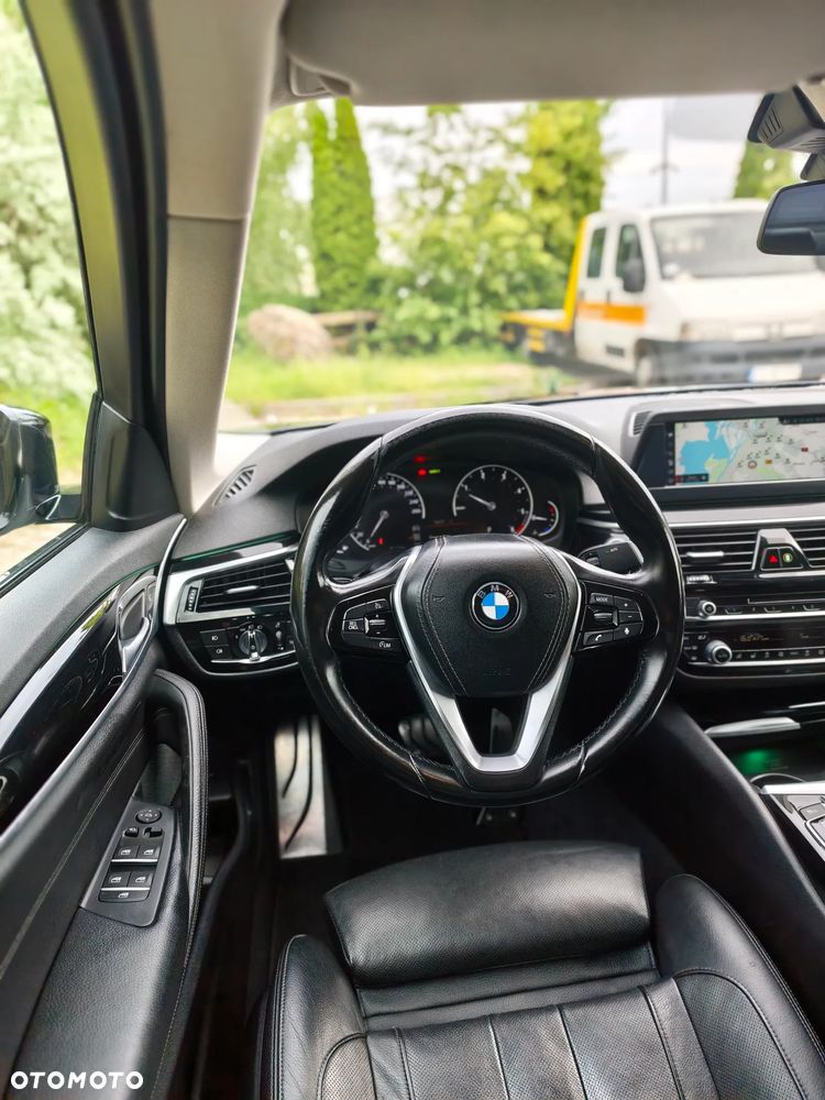 BMW Seria 5 520d Efficient Dynamics Luxury Line sport - 22