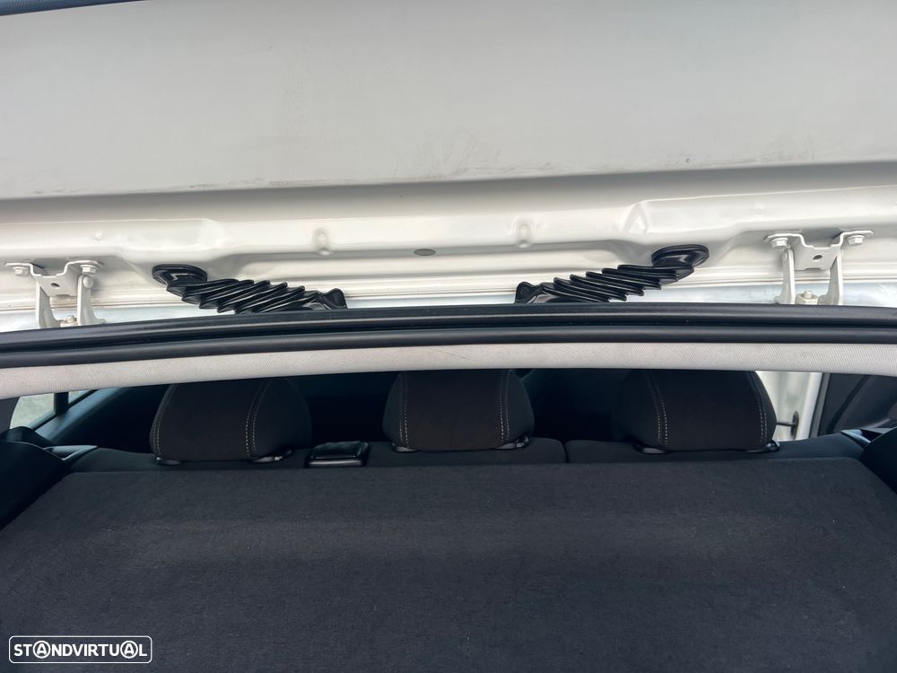 Fiat Tipo 1.3 M-Jet Lounge Tech - 36