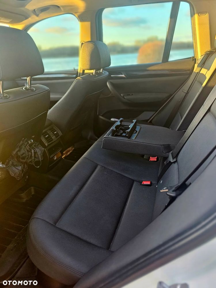 BMW X3 xDrive28i Sport-Aut xLine - 8