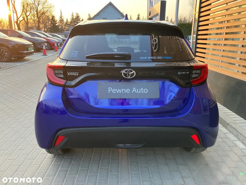 Toyota Yaris Hybrid 1.5 Style - 4