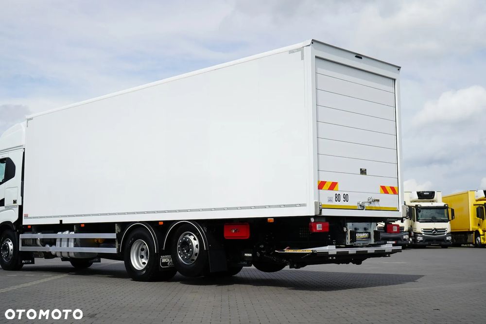 Iveco / S-WAY / 420 / E 6 / KONTENER + WINDA / 22 PALETY / RETARDER / OŚ SKRĘTNA / ROLETA - 31