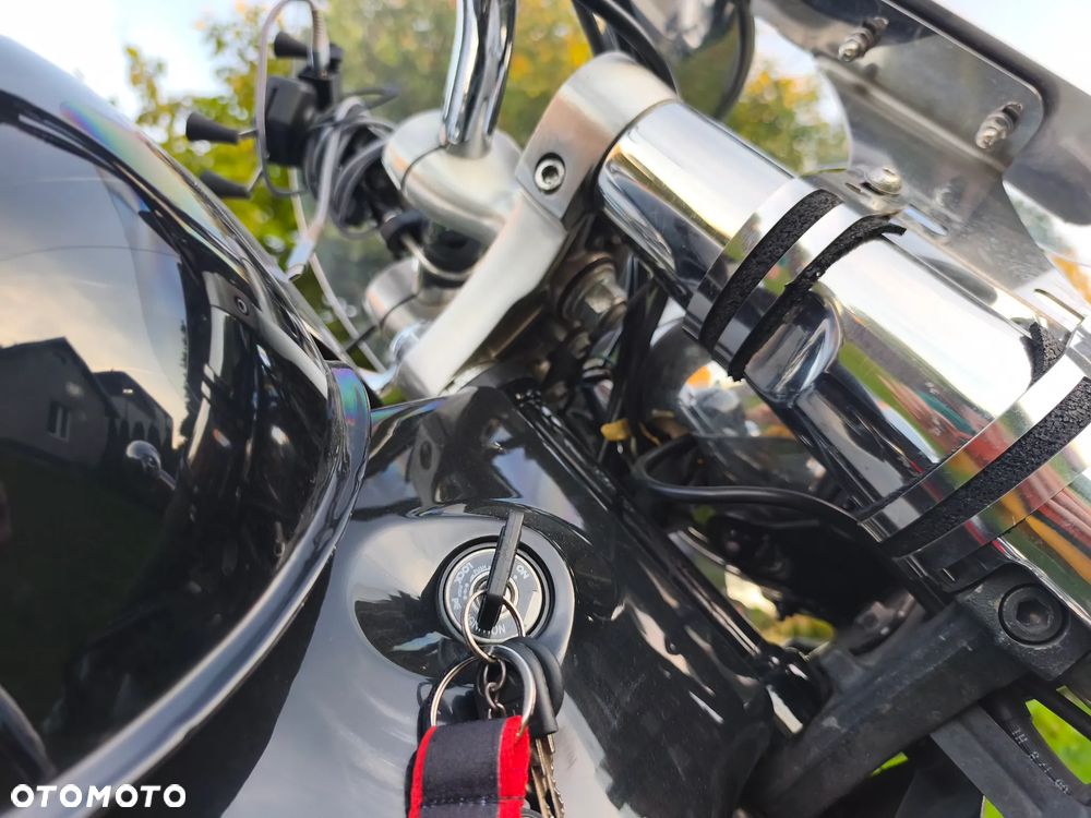 Suzuki VL 800 Volusia - Boulevard C50 - 37