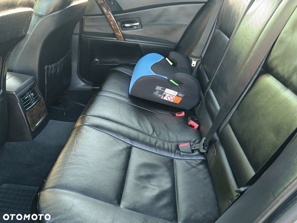 BMW Seria 5 - 23