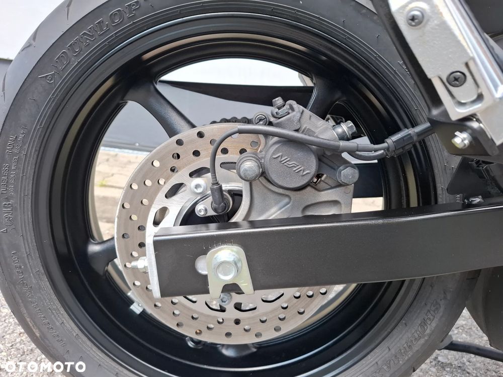 Yamaha XJ - 19