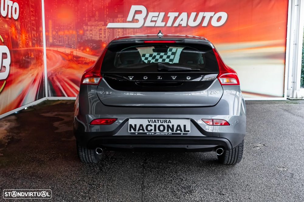 Volvo V40 2.0 D3 Momentum - 6