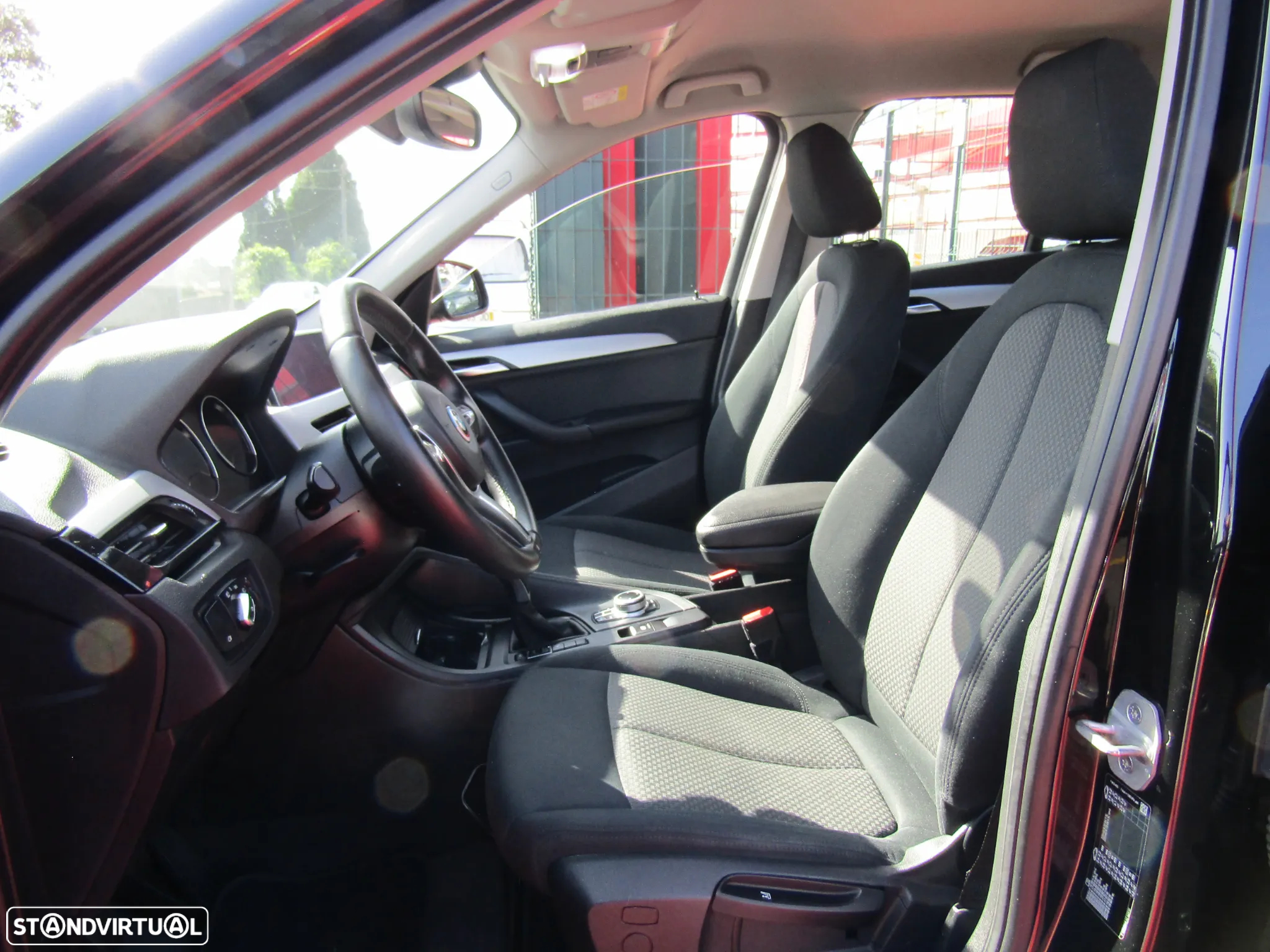 BMW X1 16 d sDrive Line Sport - 12