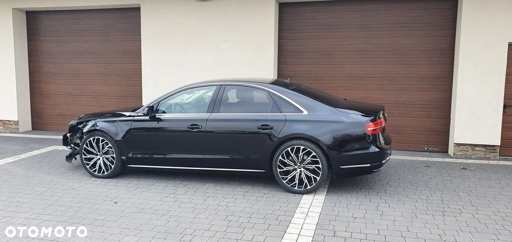 Audi A8 - 5