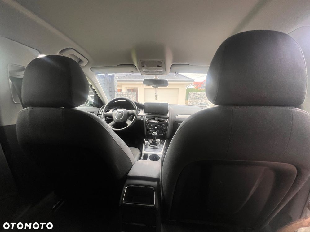 Audi A4 Avant 2.0 TDI - 9