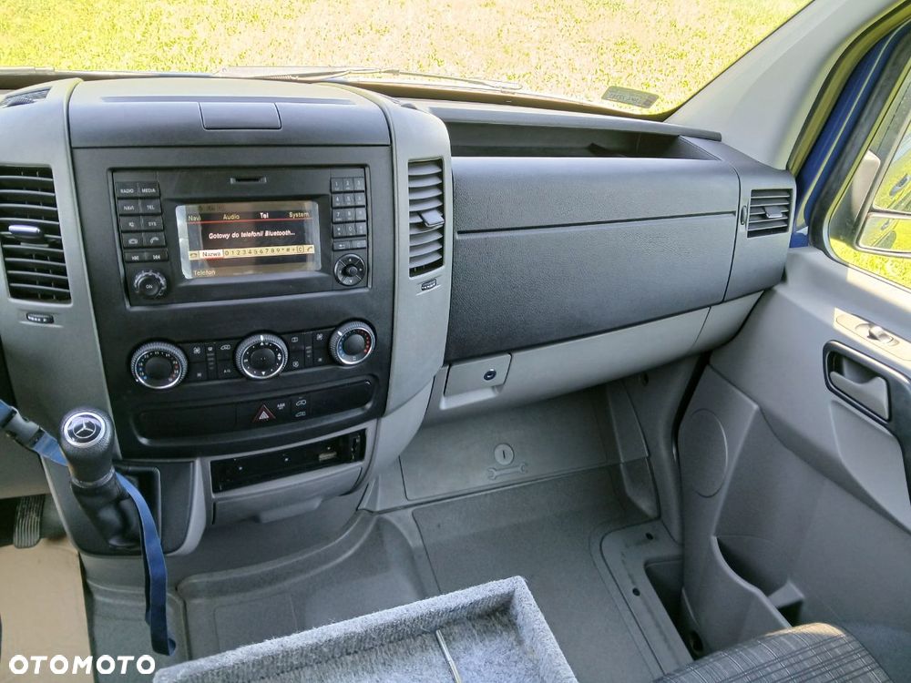 Mercedes-Benz Sprinter - 17