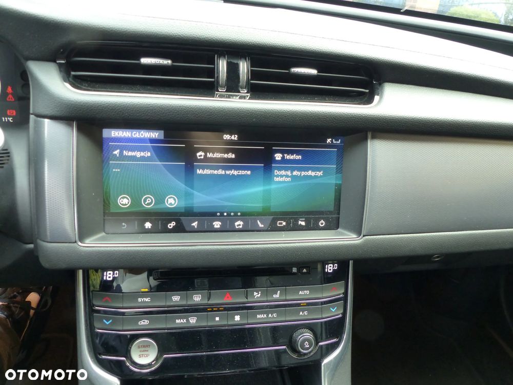Jaguar XF 2.0 i4D R-Sport - 14