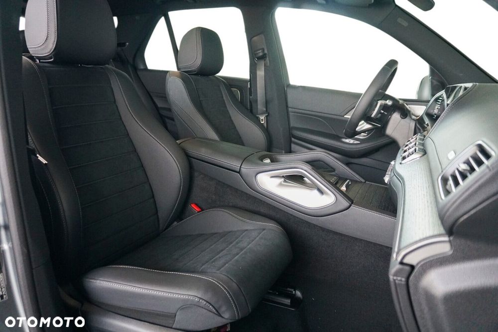 Mercedes-Benz GLE - 12