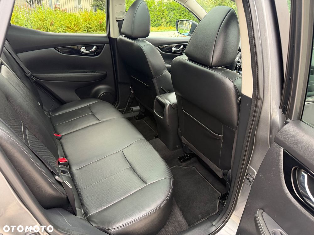 Nissan Qashqai 1.6 DIG-T 360 - 27