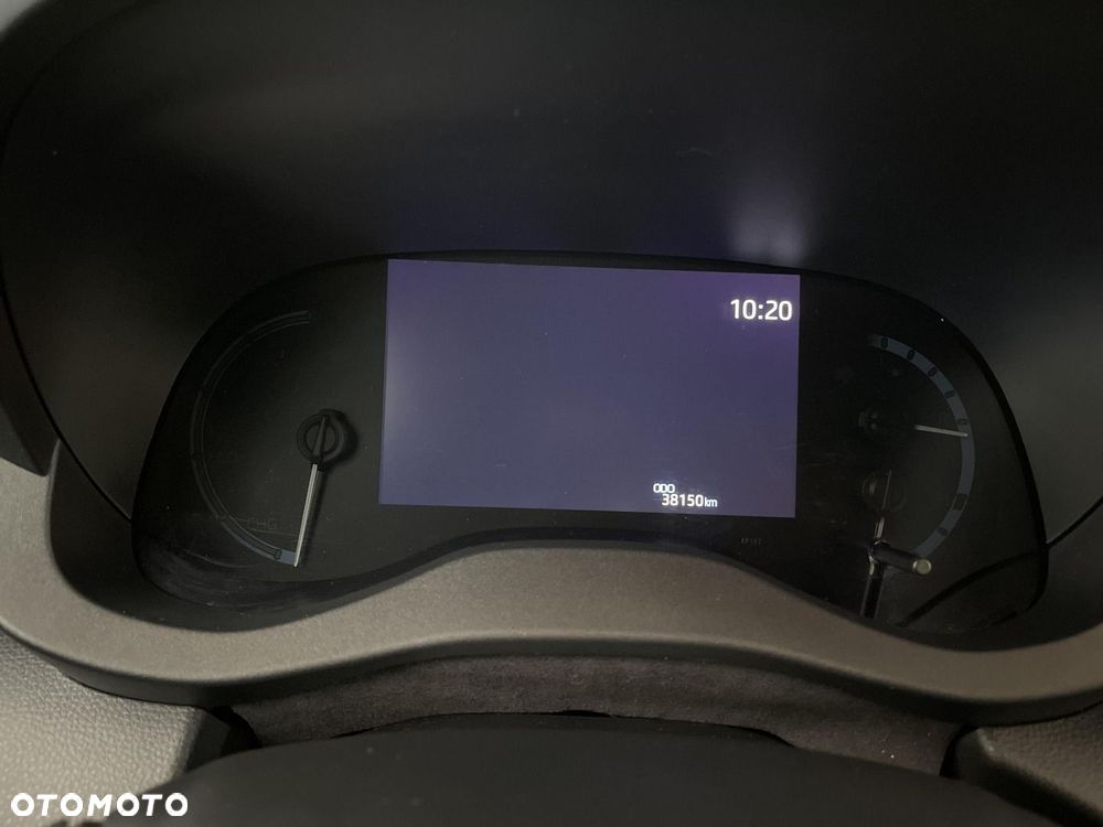 Toyota Yaris Cross - 18