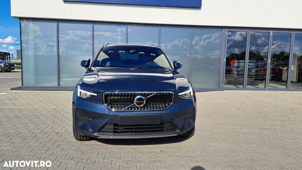 Volvo XC 40 B3 AT FWD MHEV Core - 8