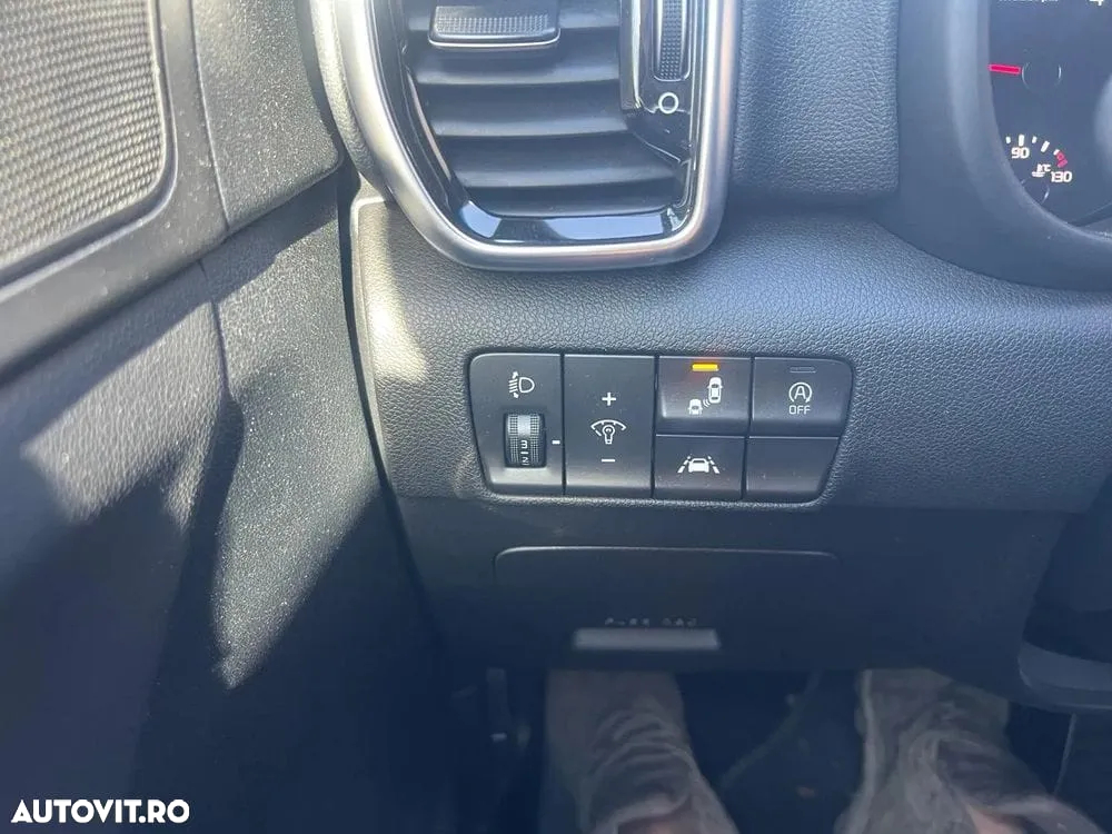 Kia Sportage 1.6 DSL 7DCT HP 4x2 GT Line - 13