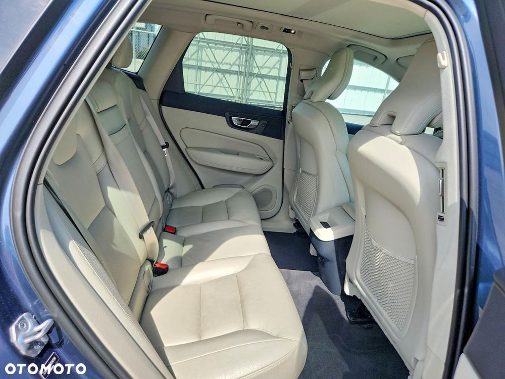 Volvo XC 60 T5 Geartronic Momentum - 10