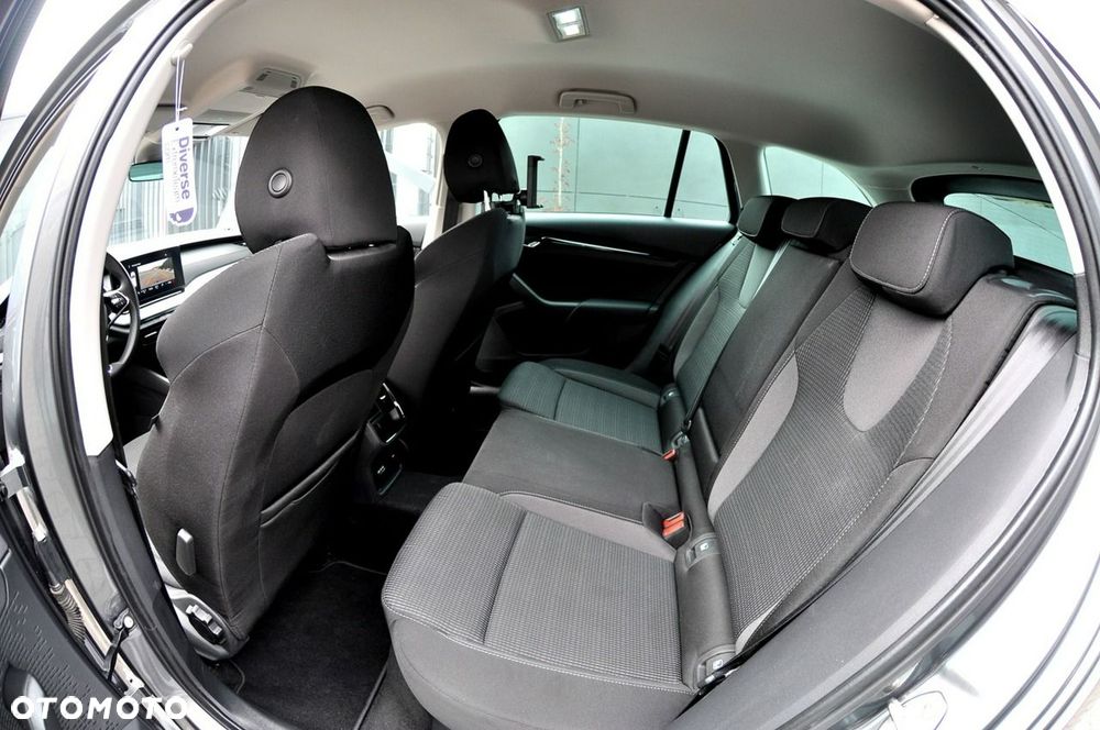 Skoda Octavia 1.0 TSI Active - 10