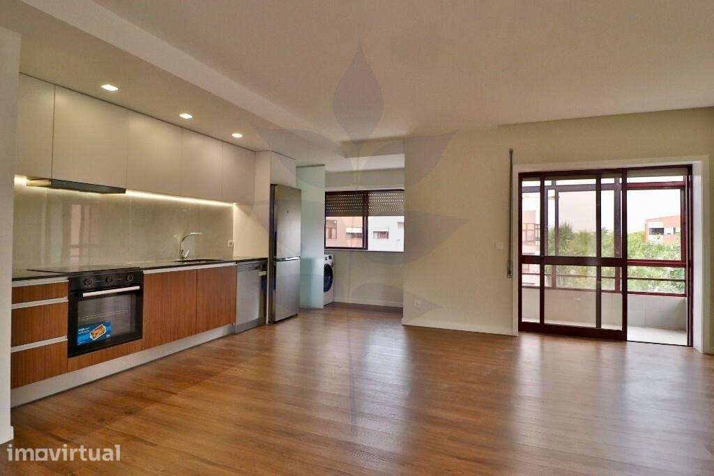 Venda Apartamento T3 Renovado - São José de São Lázaro - Grande imagem: 3/32