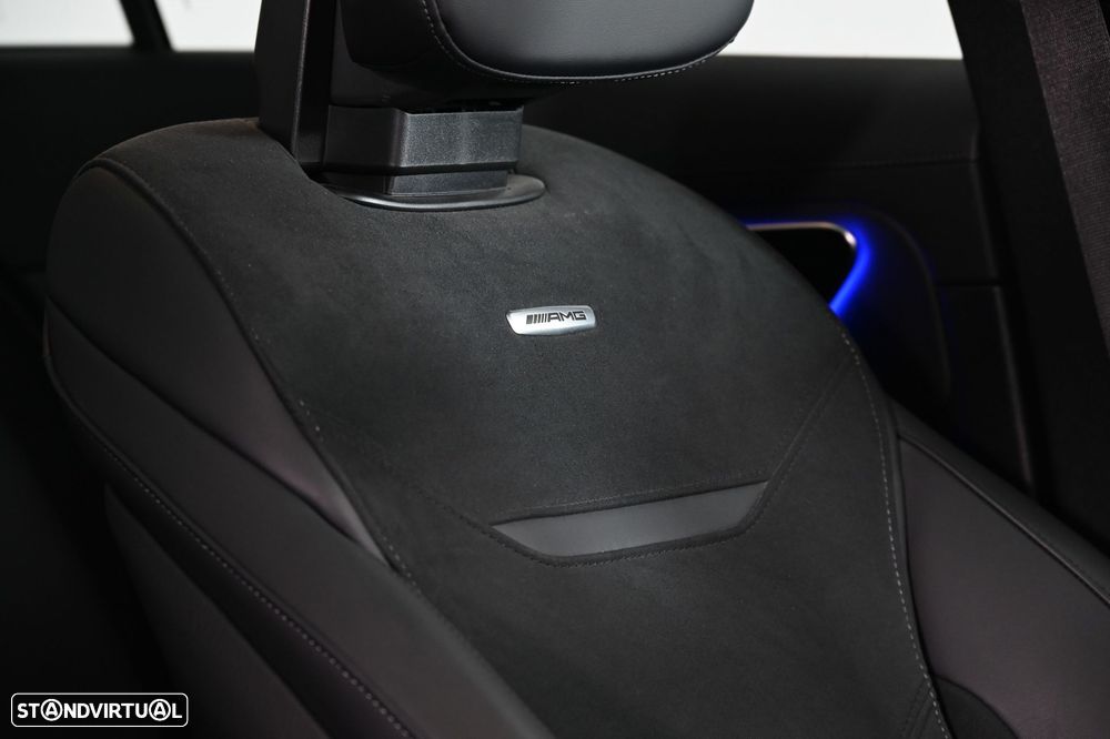 Mercedes-Benz C 63 AMG S E Performance 4Matic - 31