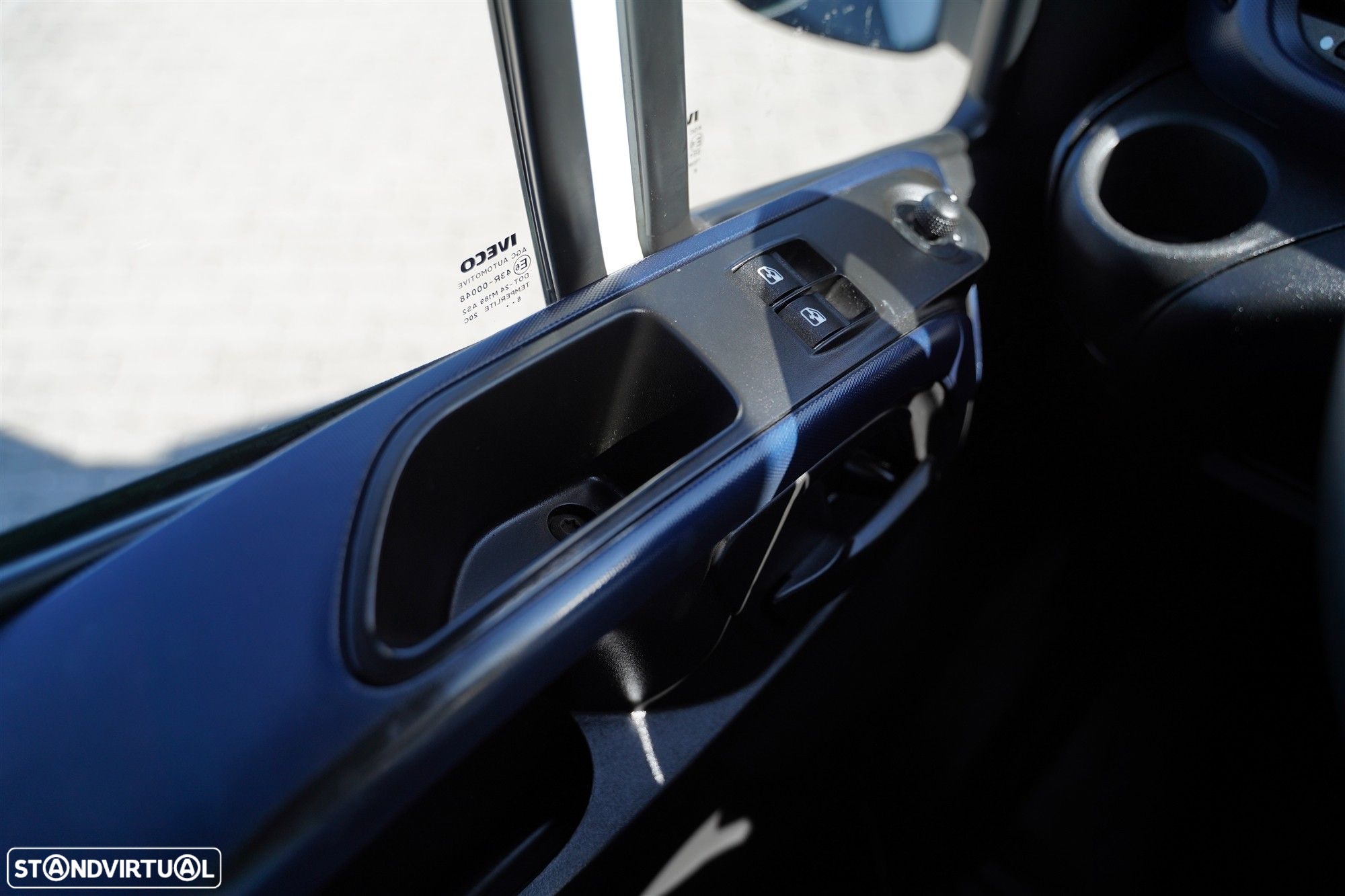 Iveco Daily 2.3 35S14 4100  CX. Aut. - 12