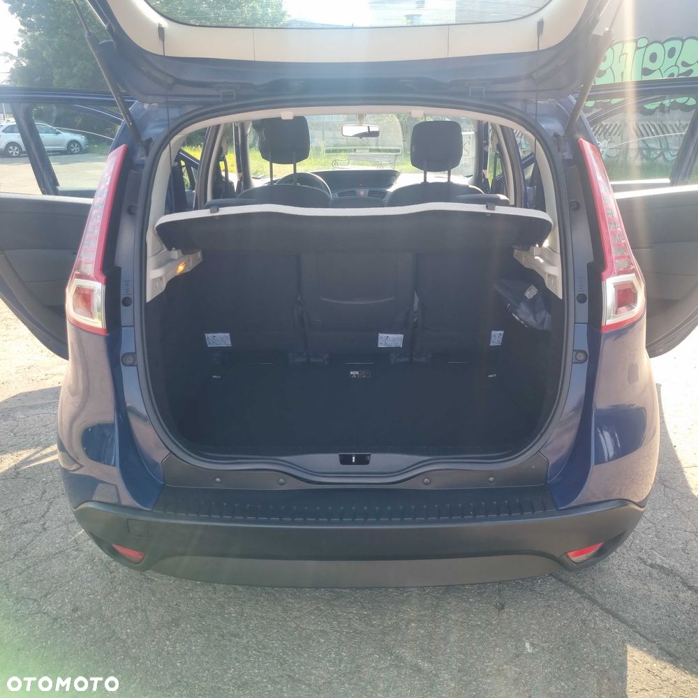 Renault Scenic - 8