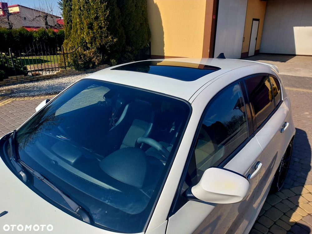 BMW Seria 1 118d - 11