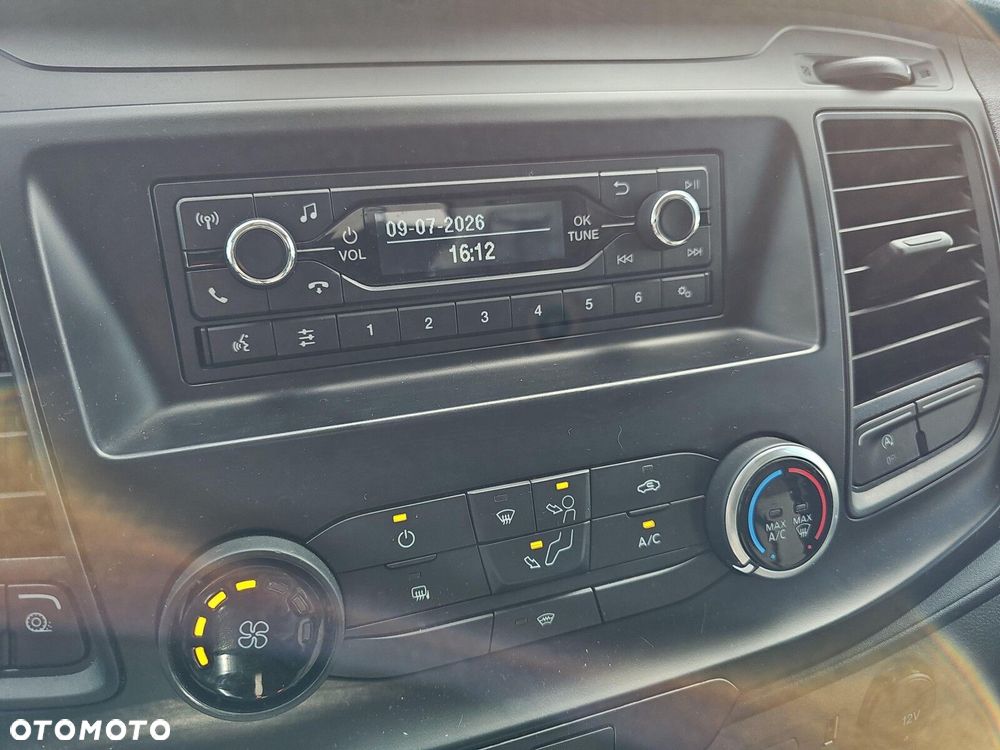 Ford transit - 25