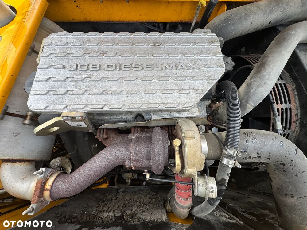 JCB js145 - 12
