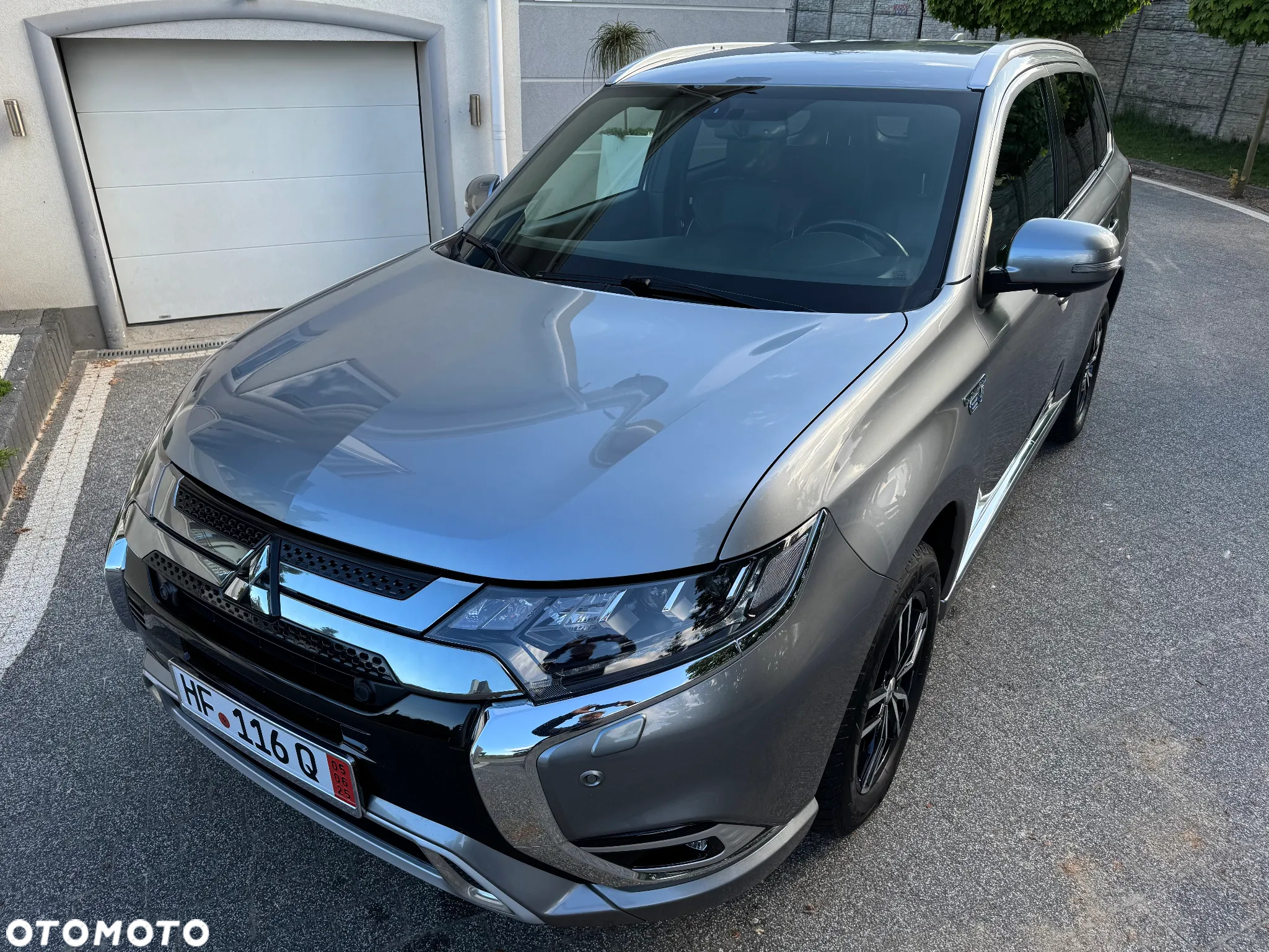 Mitsubishi Outlander - 3