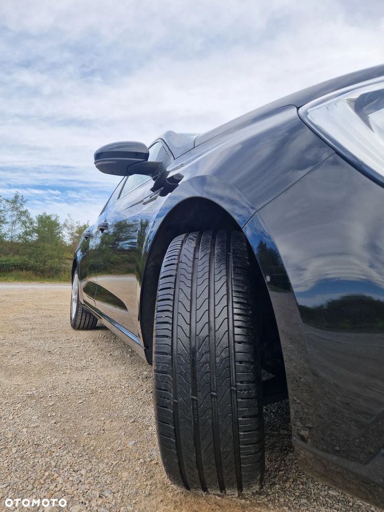 Renault Megane 1.5 Blue dCi Business - 8