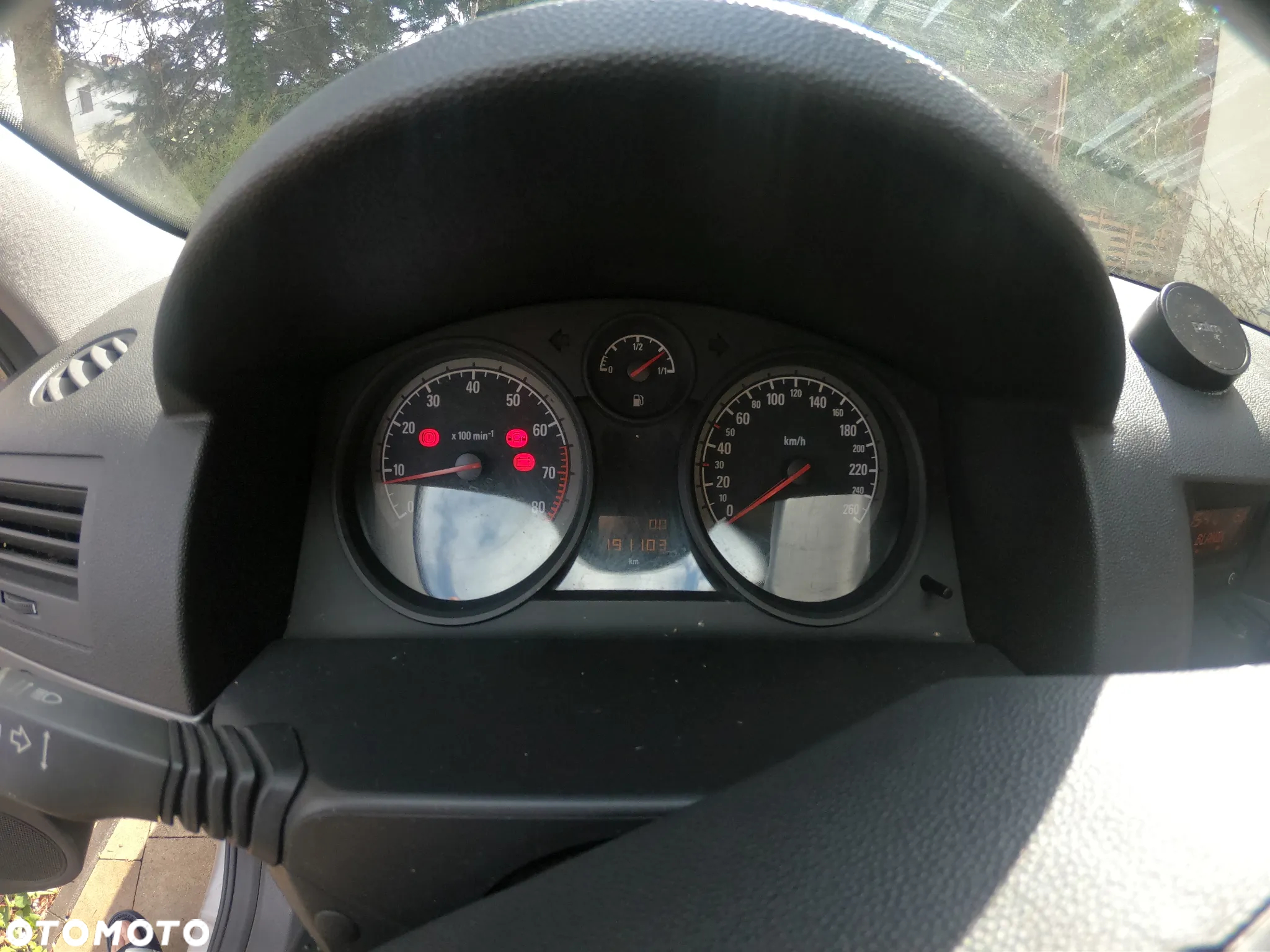 Opel Astra III GTC 1.4 Cosmo - 15