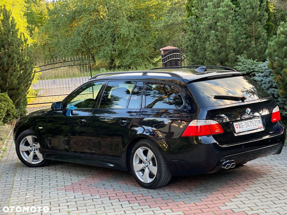 BMW Seria 5 530xd Touring - 12