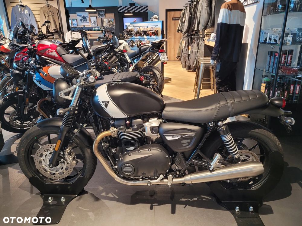 Triumph Speed Twin - 4