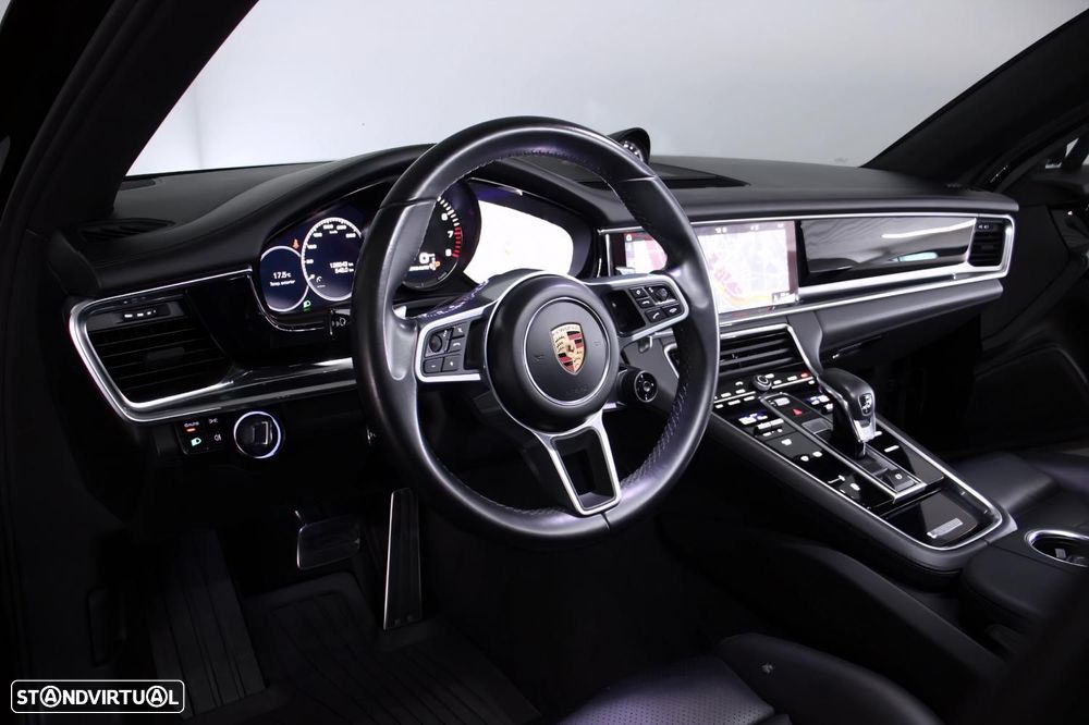 Porsche Panamera 4 E-Hybrid - 8