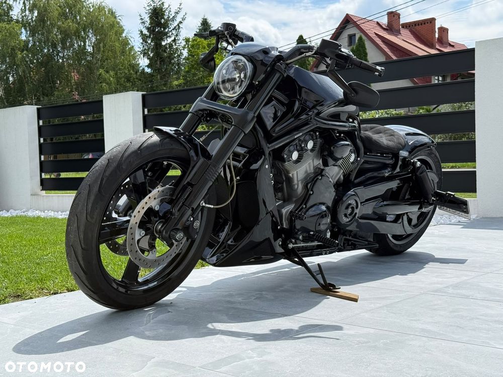 Harley-Davidson V-Rod Muscle - 11
