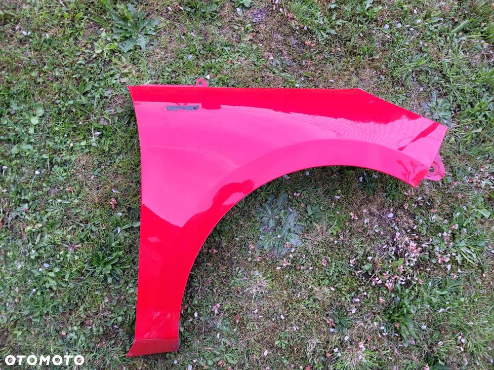 ford fiesta mk8 błotnik prawy