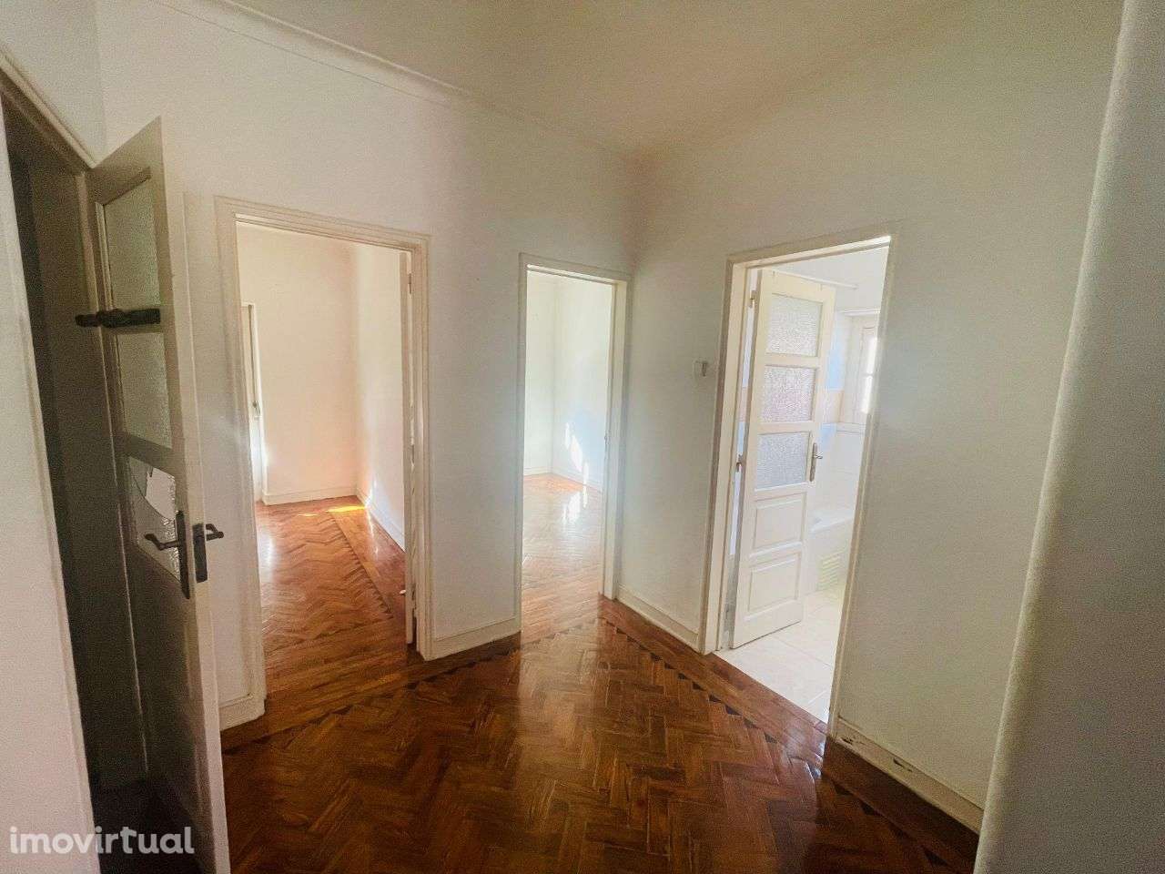 Prédio misto à venda com rentabilidade imediata em Cacilhas, Almada - Grande imagem: 3/17