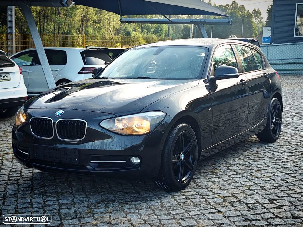 BMW 118 d Sport Line - 2