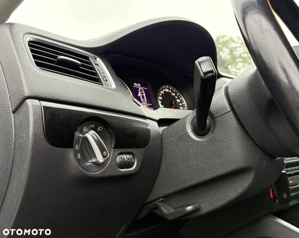 Volkswagen Jetta 1.4 TSI Comfortline - 10