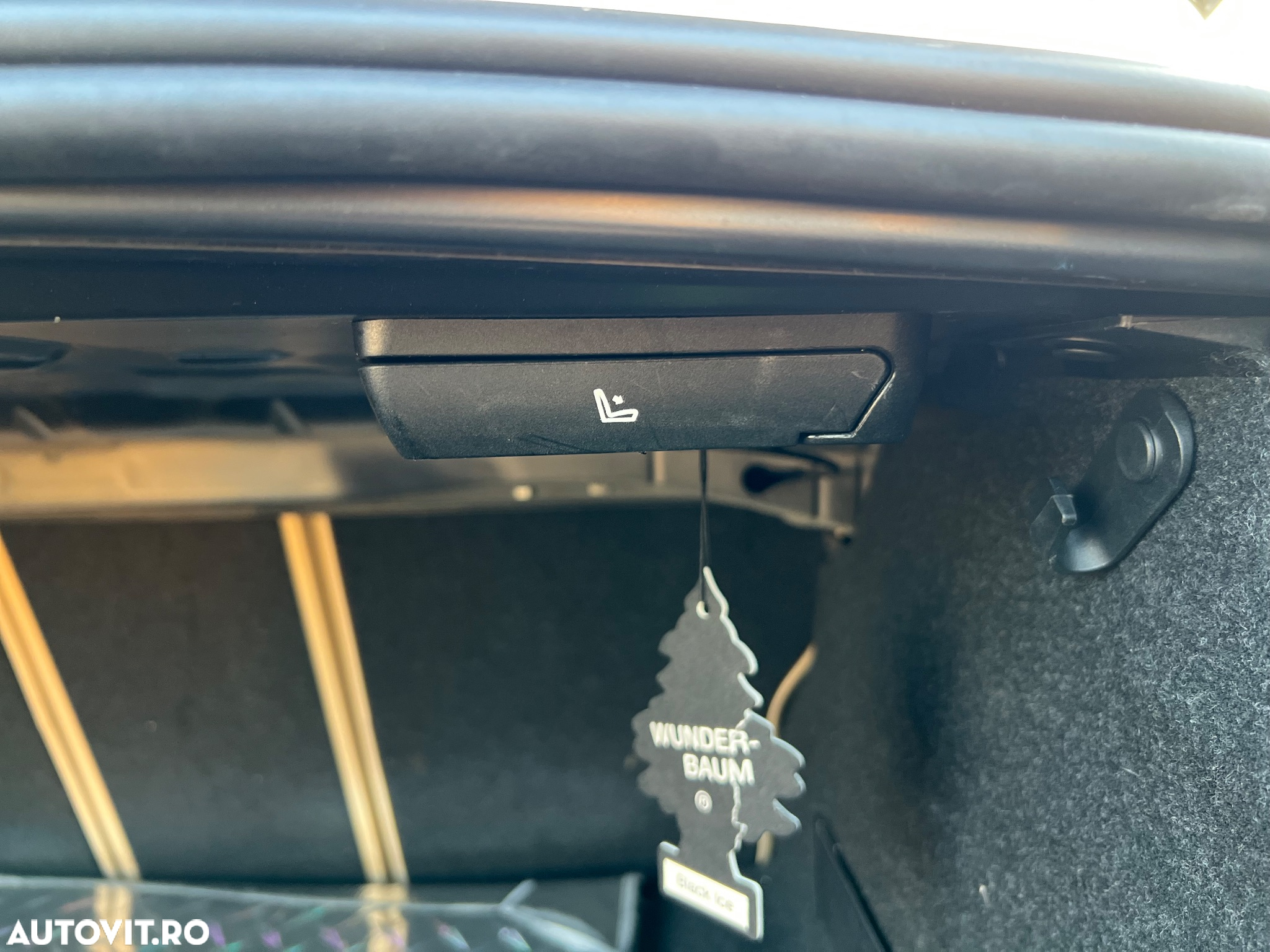 BMW Seria 3 320d Aut. Luxury Line - 30