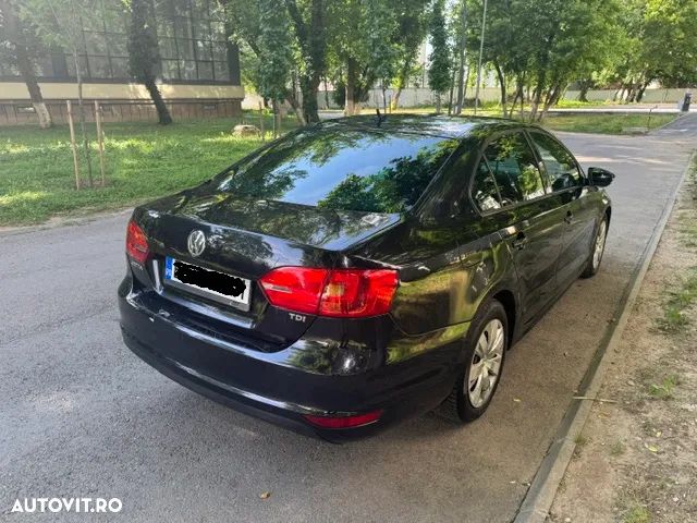 Volkswagen Jetta 1.6 TDI DPF Comfortline - 21