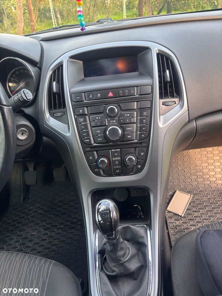 Opel Astra IV 1.4 T Sport - 15