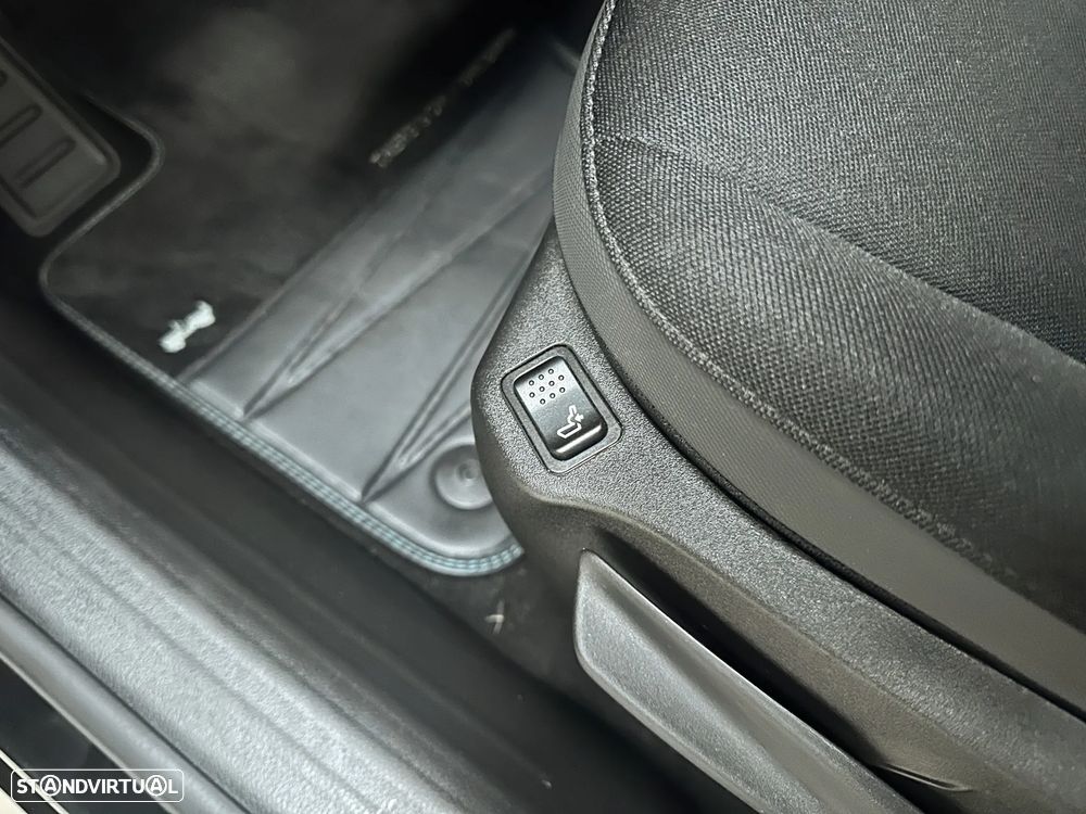 Jeep Renegade 1.3 T-GDI 4xe Auto Limited - 35