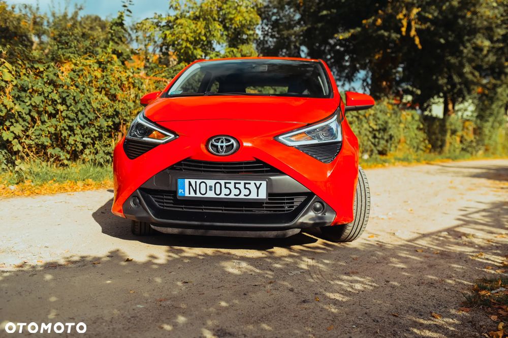 Toyota Aygo x-play - 11